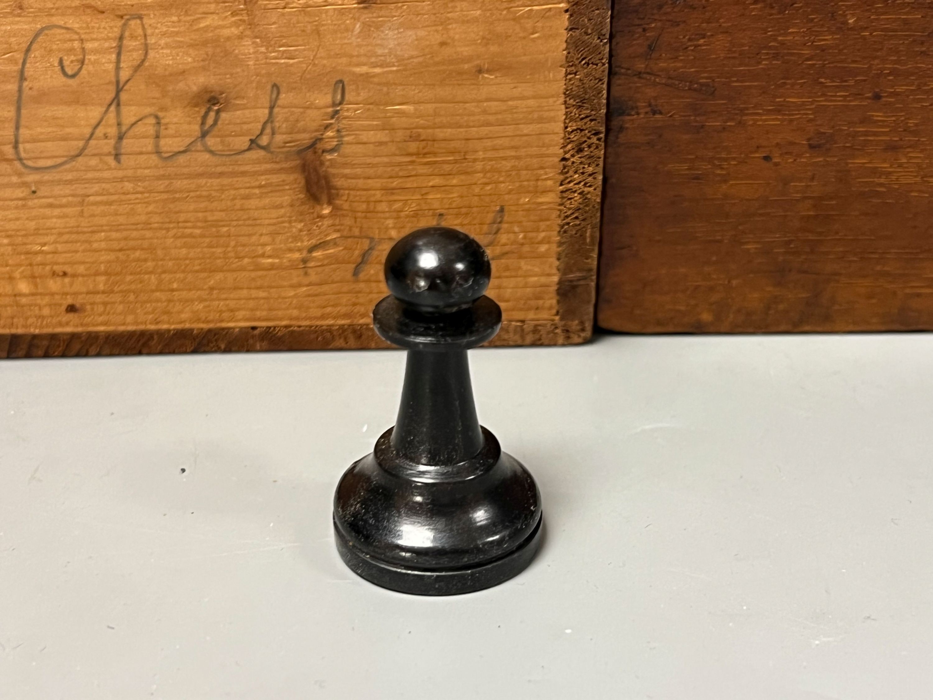 Two turned wood chess sets King heights - 8cm each